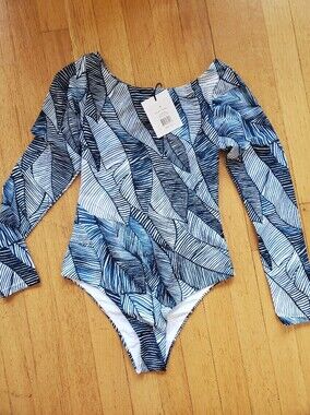(nwt) Onia Athena Long Sleeve Indigo & White Striped Leaf-Print One-Piece
